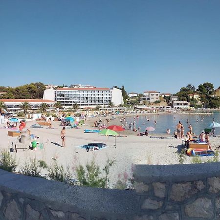 Apartment Branka Banjol Екстер'єр фото